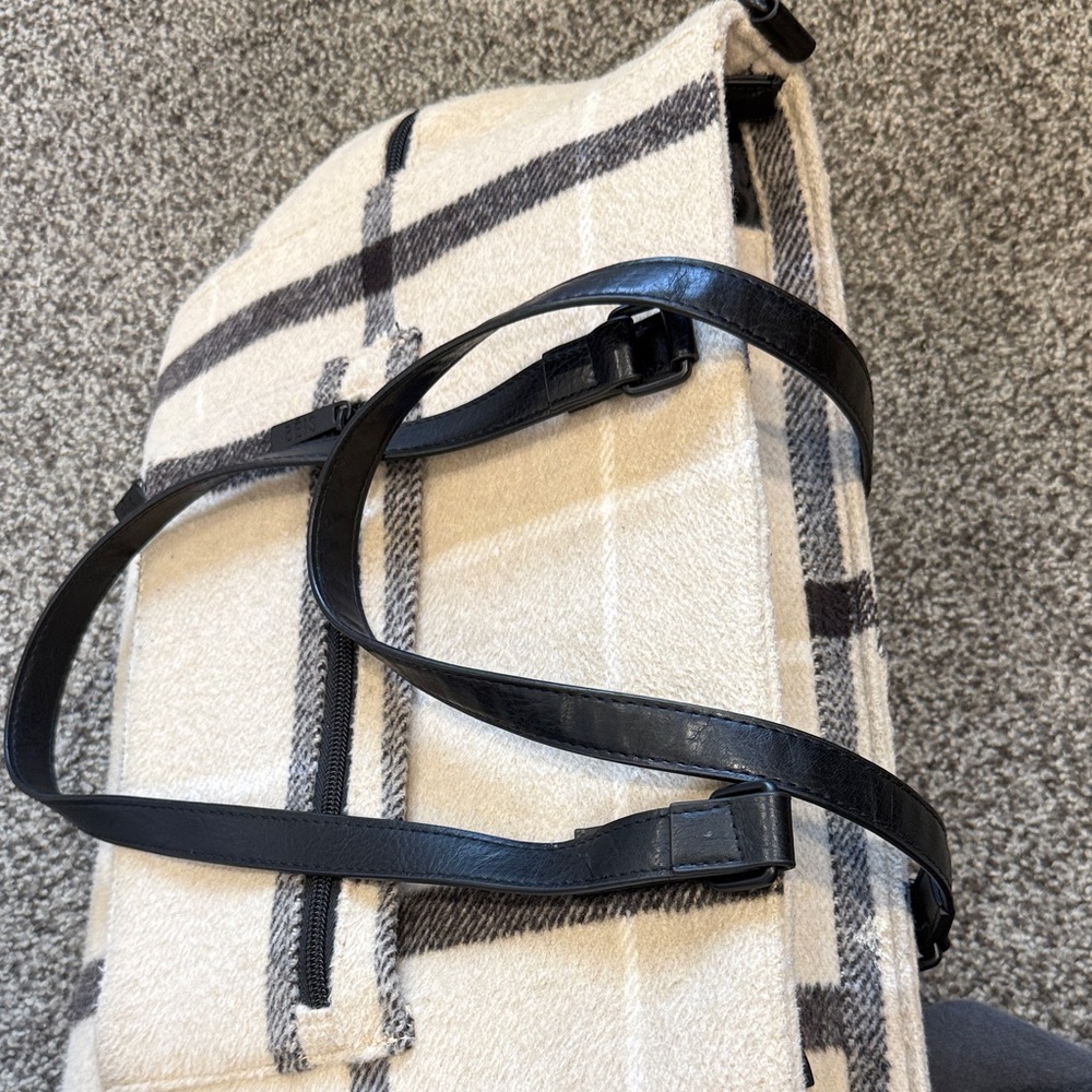 BEIS Beige Plaid Tote with Black Handles - Picture 16 of 16
